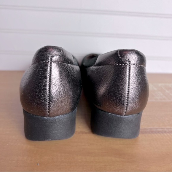 Clarks Artisan Daelyn Hill Wedge Bronze Leather Pump 9.5 - Picture 10 of 16